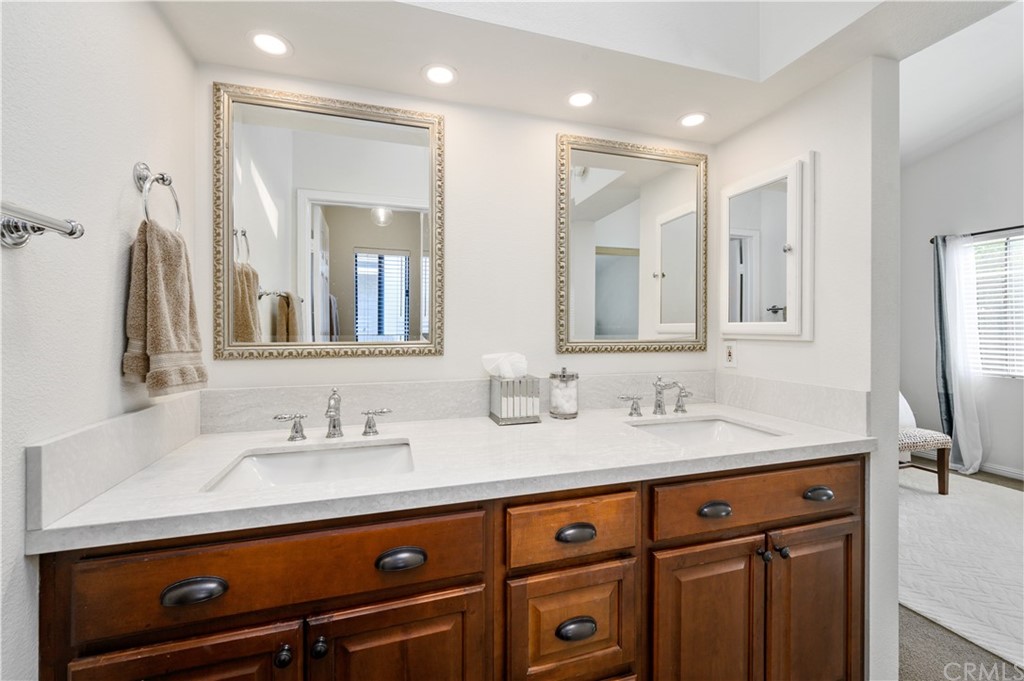 14 Soaring Hawk Irvine, CA 92614 - Photo 27 of 47