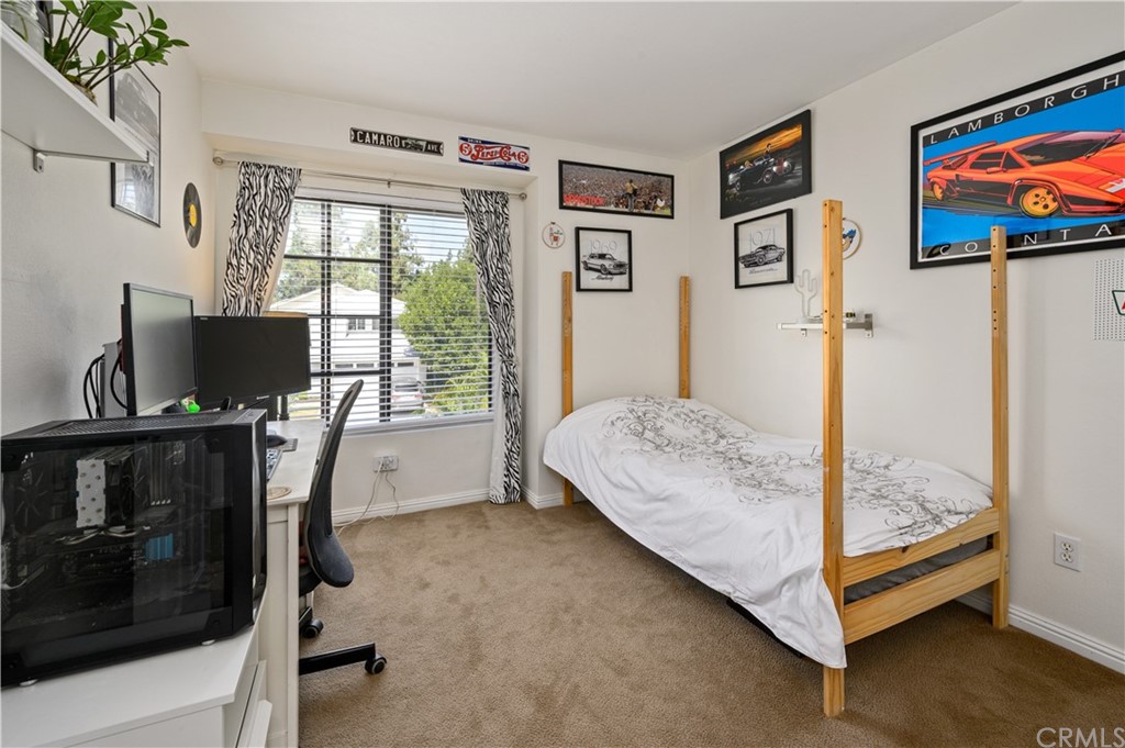 14 Soaring Hawk Irvine, CA 92614 - Photo 35 of 47