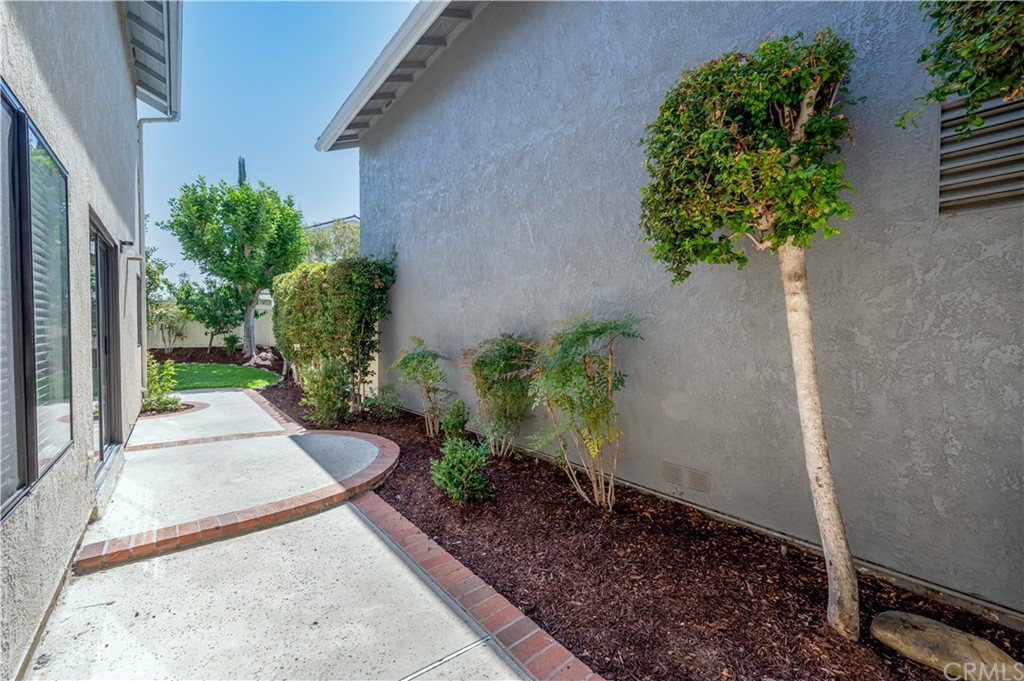 14 Soaring Hawk Irvine, CA 92614 - Photo 42 of 47