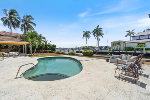 $27,000 | 703 Royal Plaza Drive, Fort Lauderdale, FL 33301