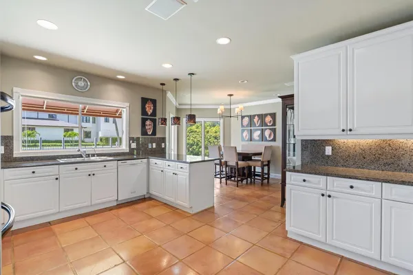 $27,000 | 703 Royal Plaza Drive, Fort Lauderdale, FL 33301