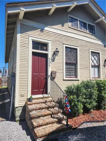 $1,350 | 2127 Franklin Court, New Orleans, LA 70115