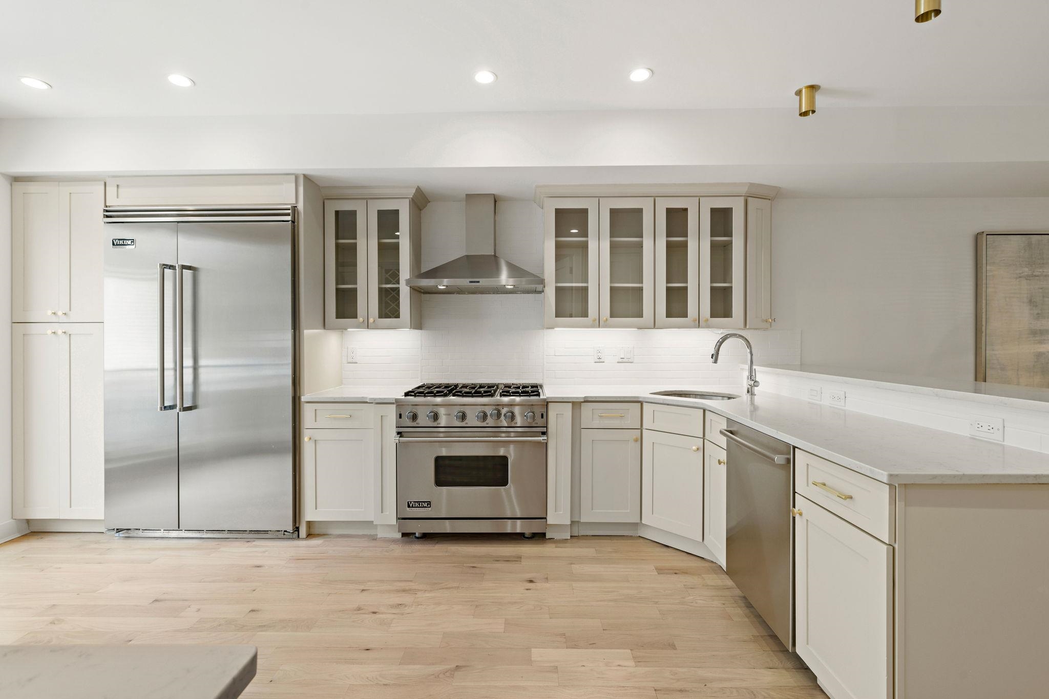 529 Adams Street, Unit 1 Hoboken, NJ 07030 - Photo 10 of 27