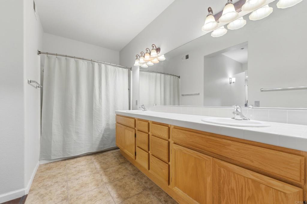 3231 Dehesa Road, Unit 40 El Cajon, CA 92019 - Photo 19 of 41