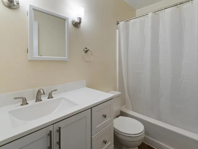 $270,000 | L4 Grandview Drive, South Burlington, VT 05403