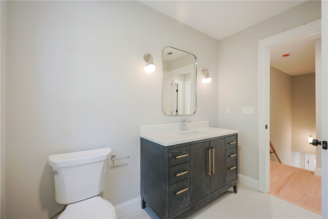 1808 Kingstown Road South Kingstown, RI 02879 - Photo 13 of 19
