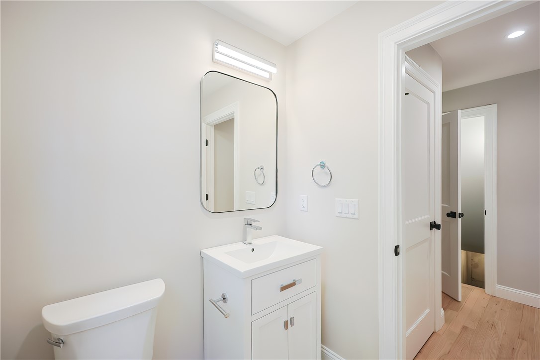 1808 Kingstown Road South Kingstown, RI 02879 - Photo 8 of 19