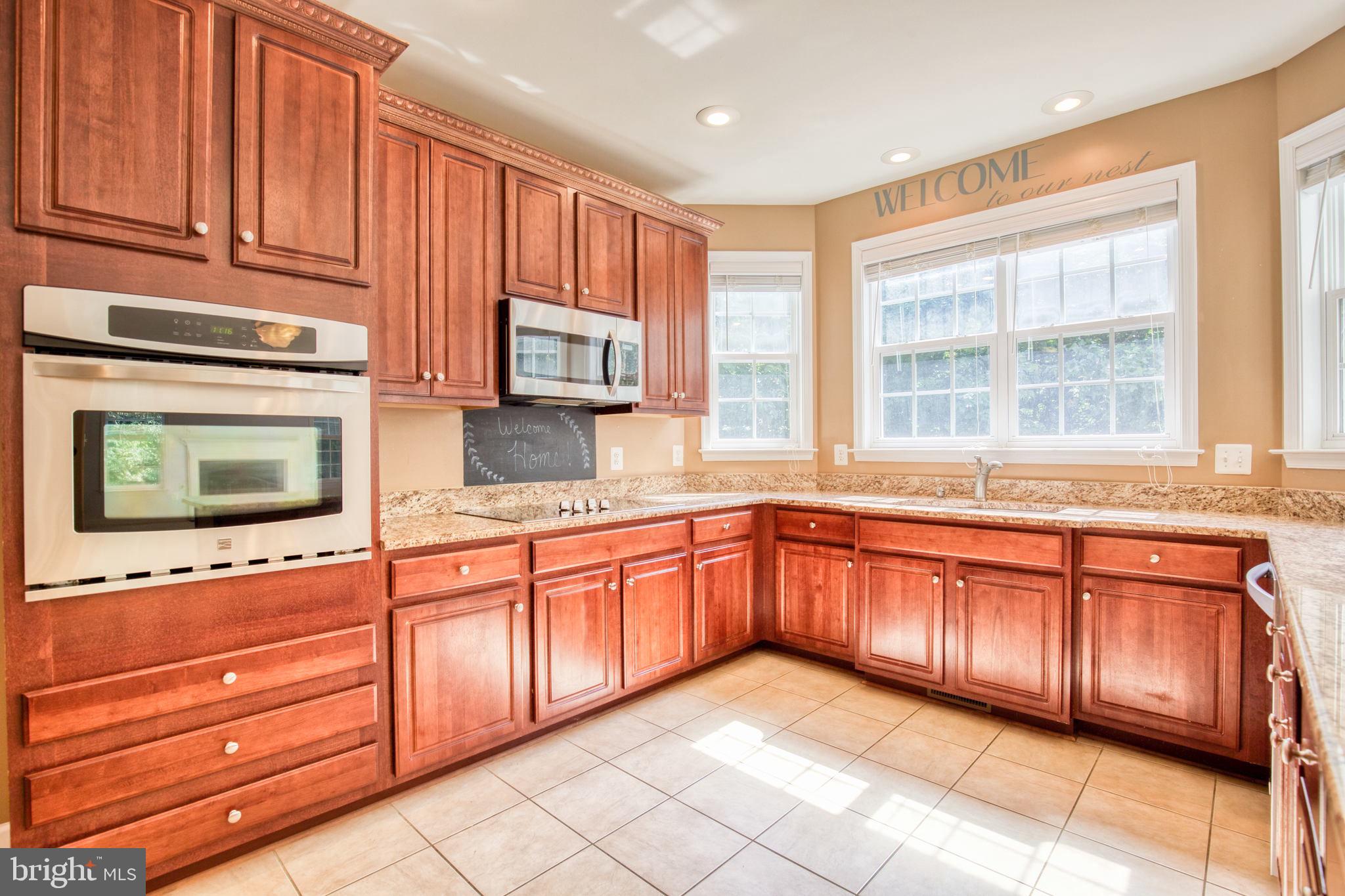 68 MacGregor Ridge Road Stafford, VA 22554 - Photo 11 of 42 Gourmet Kitchen