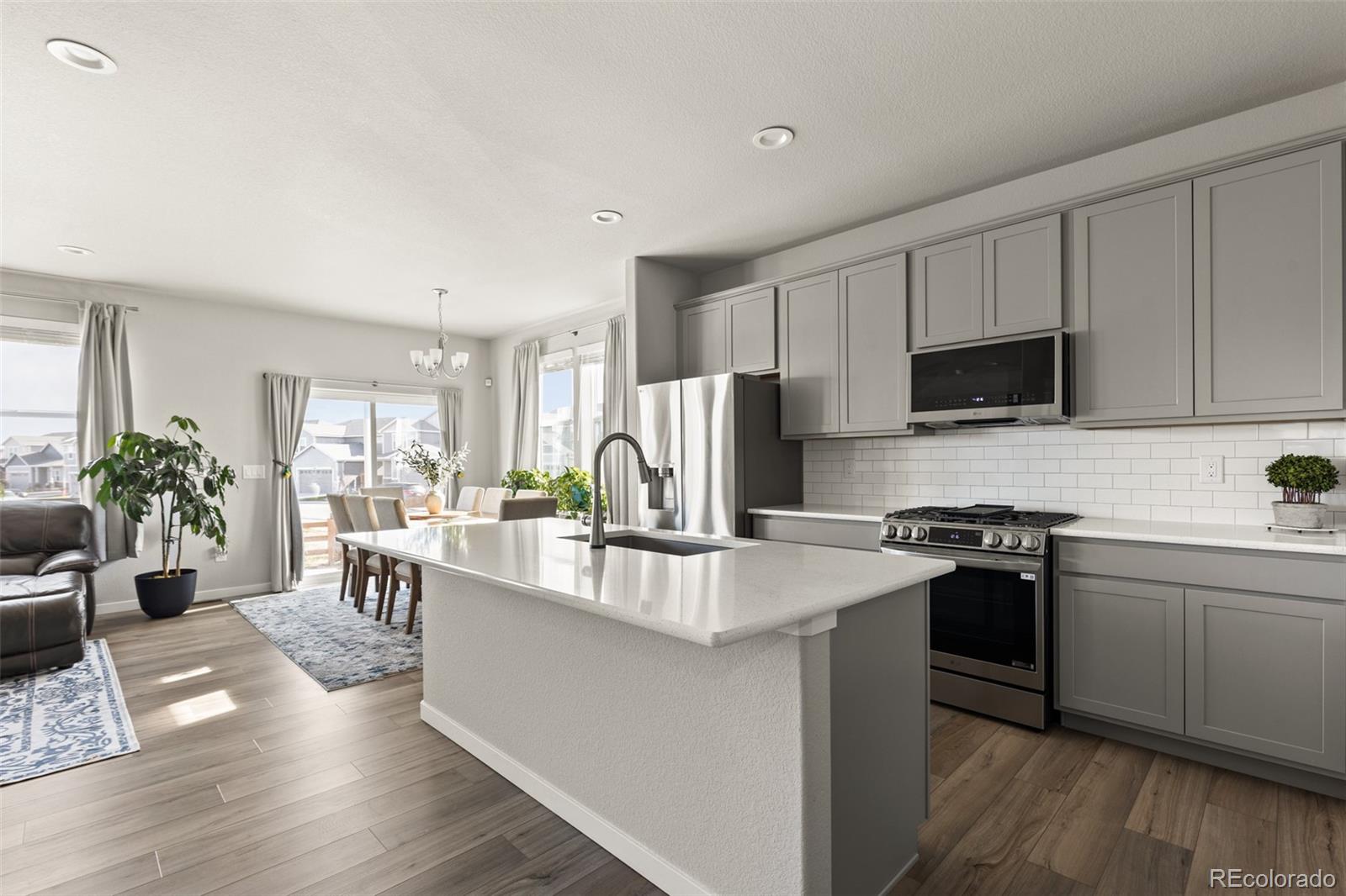 790 Griffith Street Lochbuie, CO 80603 - Photo 6 of 47