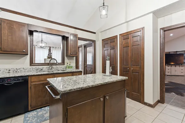 $279,500 | 704 Tem Street, Bolivar, TN 38008