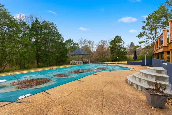 $279,500 | 704 Tem Street, Bolivar, TN 38008