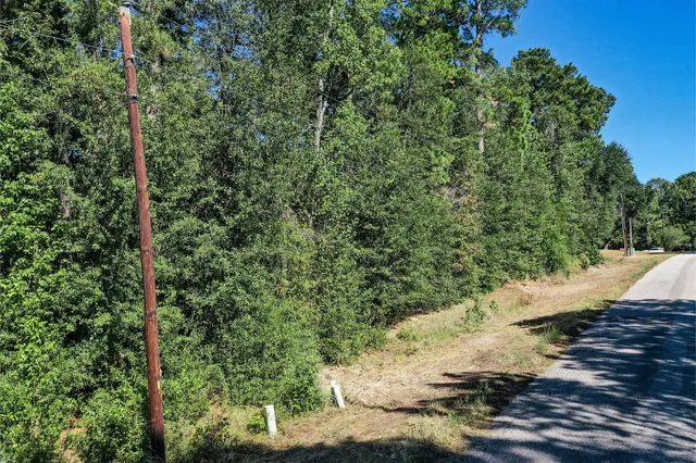 $125,000 | 1.45-acres Autumn Way, Huntsville, TX 77320