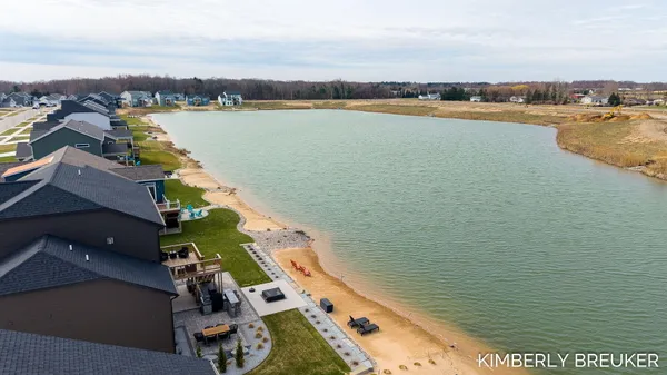 $675,000 | 10629 Poppy Lane, Allendale, MI 49401