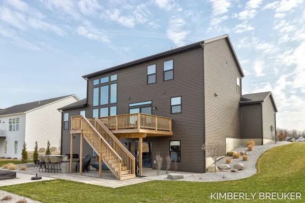 $675,000 | 10629 Poppy Lane, Allendale, MI 49401