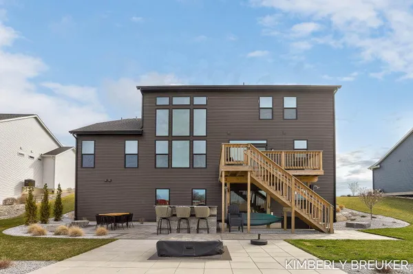 $675,000 | 10629 Poppy Lane, Allendale, MI 49401