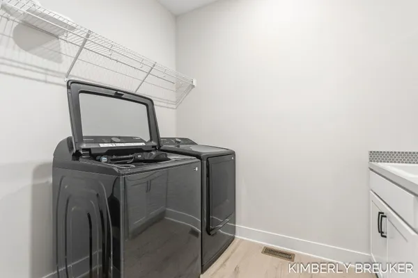 $675,000 | 10629 Poppy Lane, Allendale, MI 49401