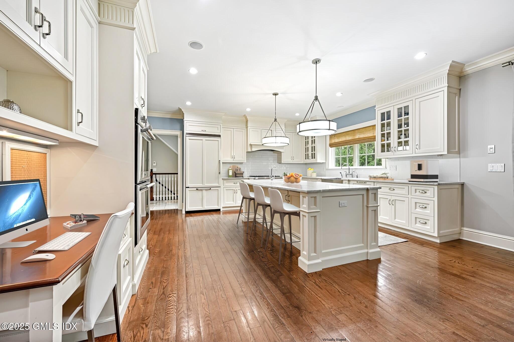 6 Coachlamp Lane Greenwich, CT 06830 - Photo 14 of 30 KItchen