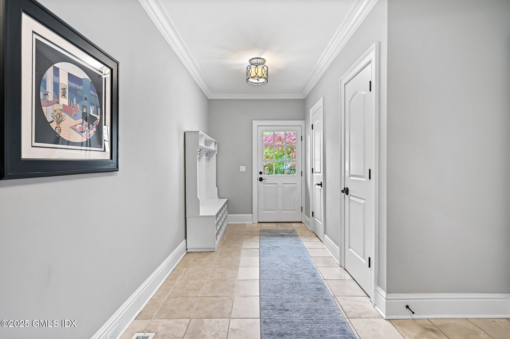 6 Coachlamp Lane Greenwich, CT 06830 - Photo 17 of 30 Mudroom