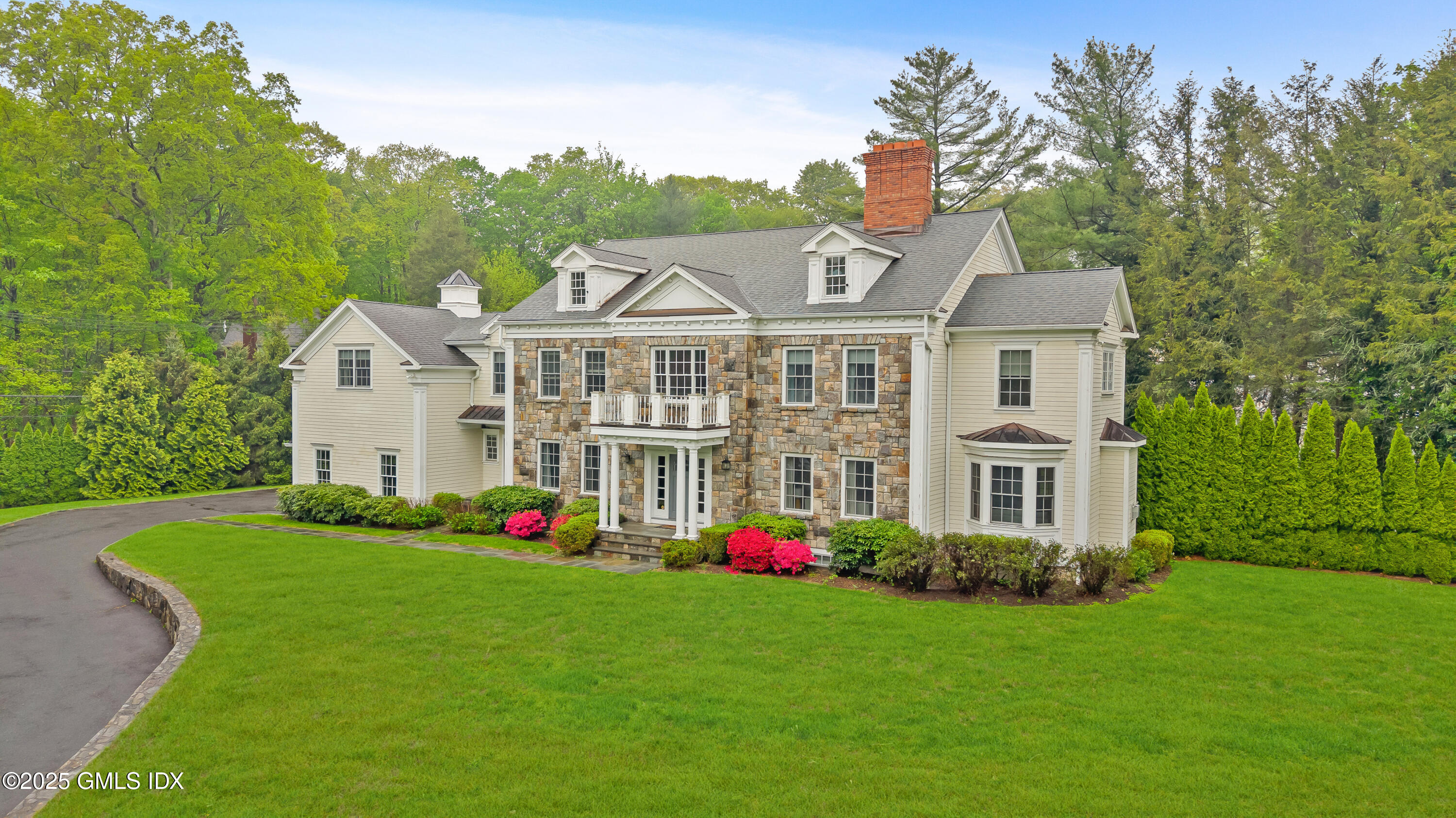 6 Coachlamp Lane Greenwich, CT 06830 - Photo 2 of 30 Front Exterior