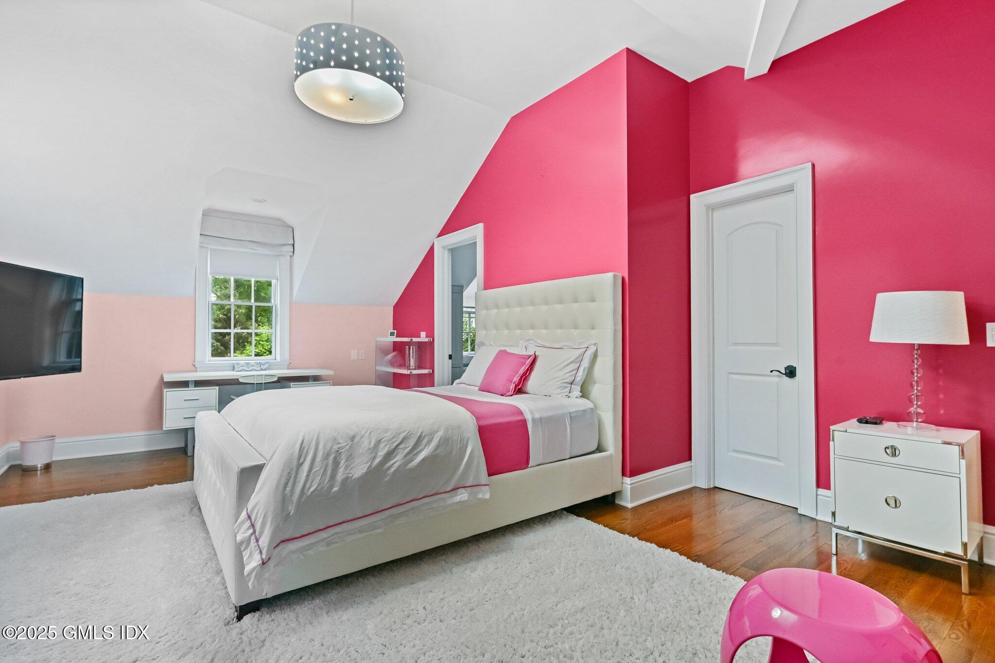 6 Coachlamp Lane Greenwich, CT 06830 - Photo 21 of 30 Bedroom