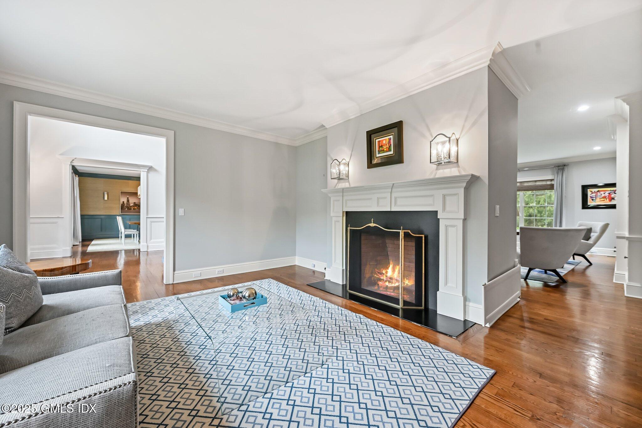 6 Coachlamp Lane Greenwich, CT 06830 - Photo 6 of 30 Living Room