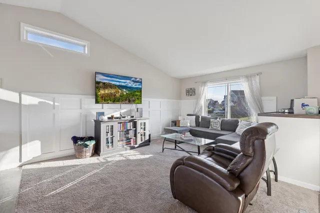 $319,900 | 413 Terning Way, Howard Lake, MN 55349