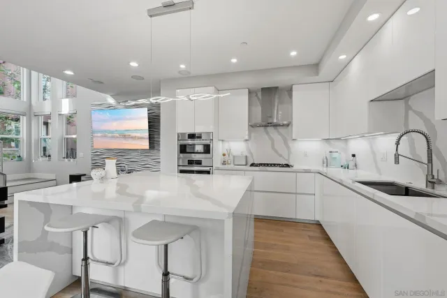 $1,099,000 | 7835 Inception Way, San Diego, CA 92108