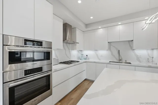 $1,099,000 | 7835 Inception Way, San Diego, CA 92108