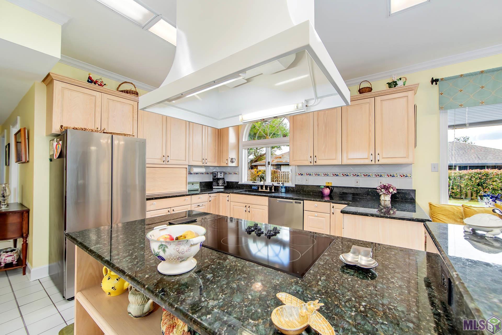 302 Keystone Loop Houma, LA 70360 - Photo 9 of 30