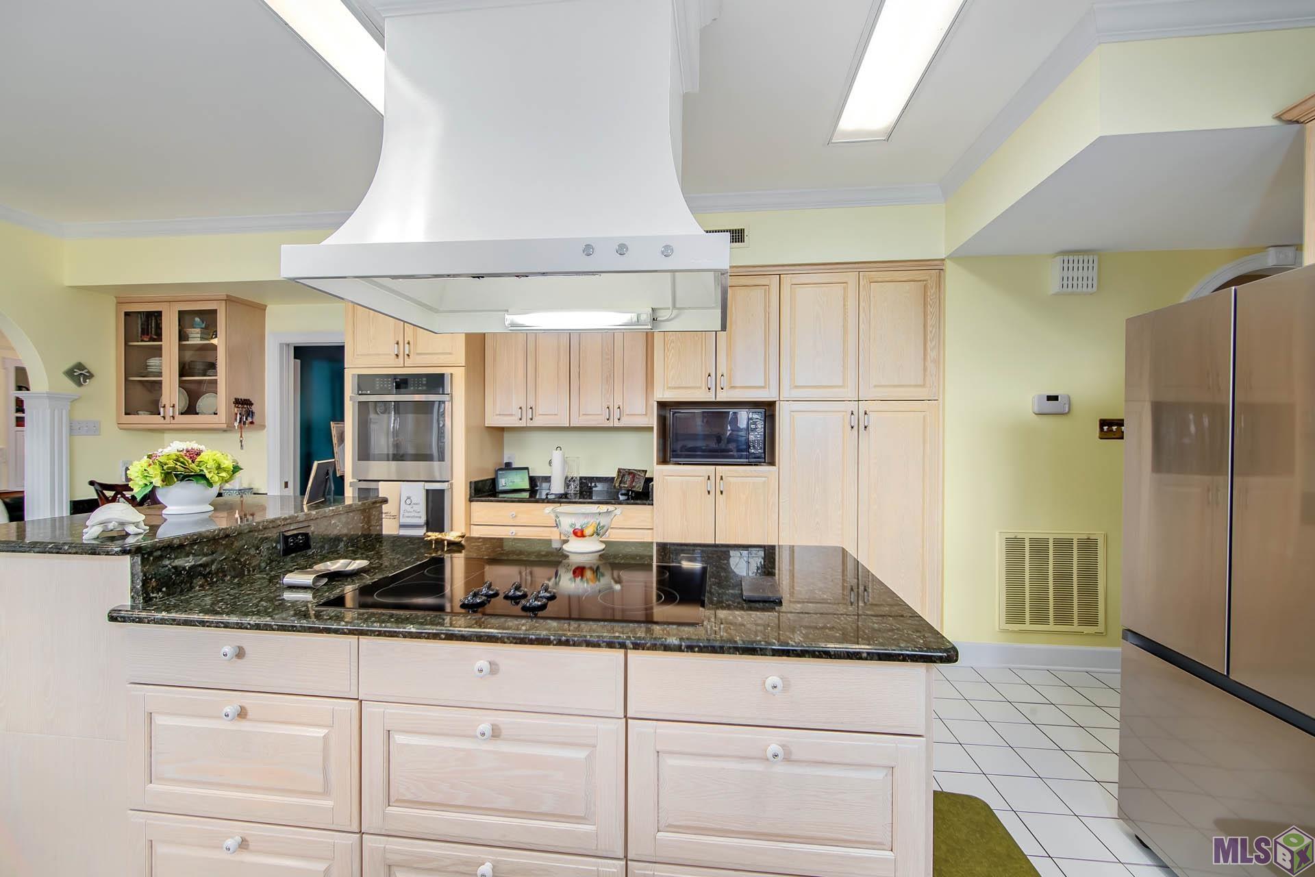 302 Keystone Loop Houma, LA 70360 - Photo 10 of 30