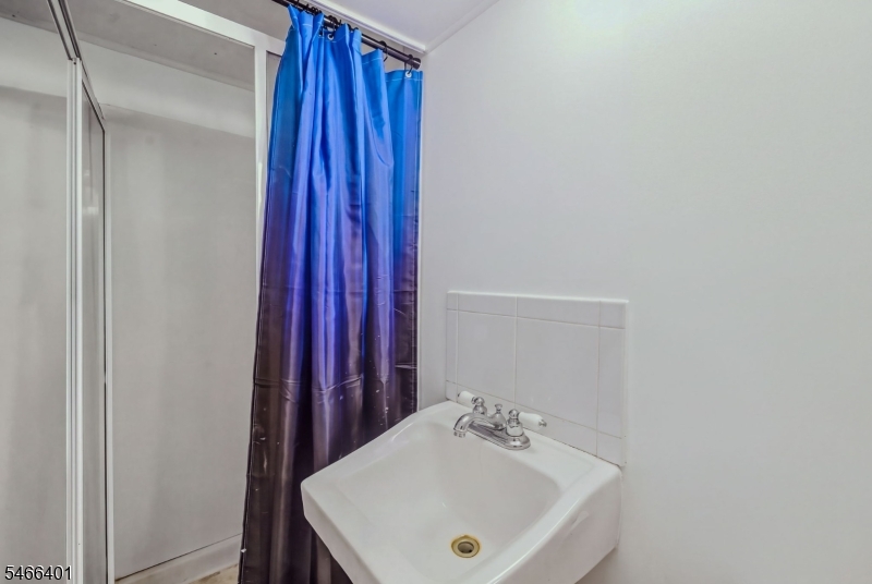 9 Raritan Avenue Paterson, NJ 07503 - Photo 38 of 47 Gallery Image 38