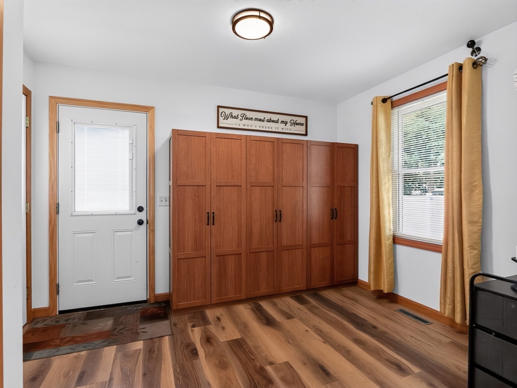 40 Bissell Avenue Springfield, MA 01119 - Photo 13 of 26