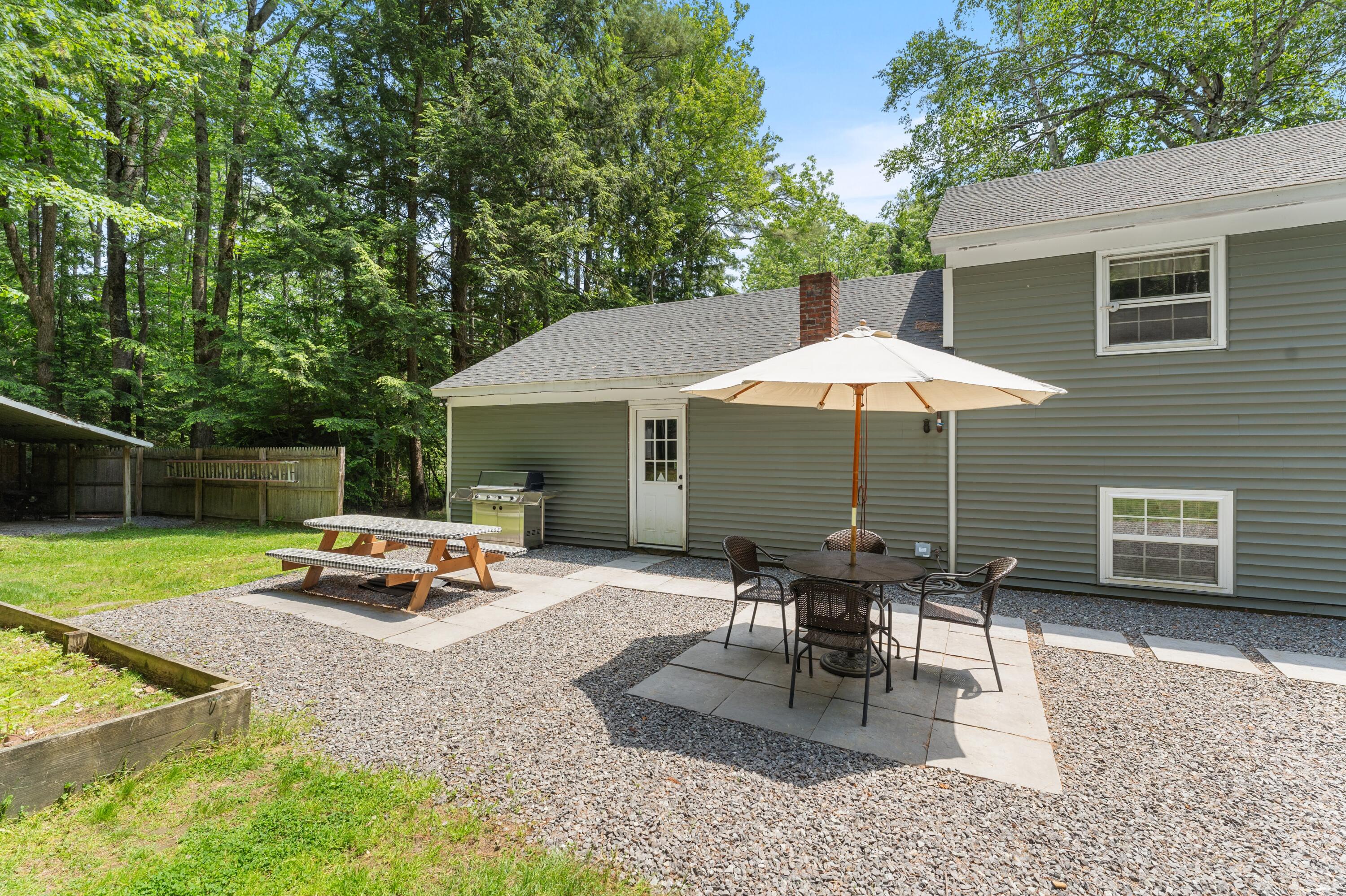 62 Country Club Road Manchester, ME 04351 - Photo 3 of 53 DSC09249