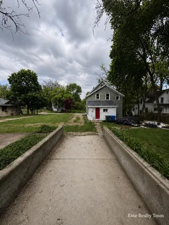 $85,000 | 47 Frisbie Avenue, Battle Creek, MI 49037