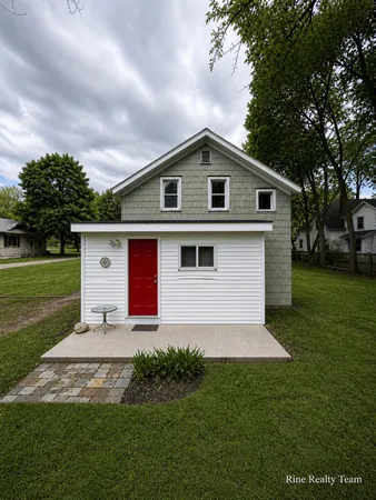 $85,000 | 47 Frisbie Avenue, Battle Creek, MI 49037