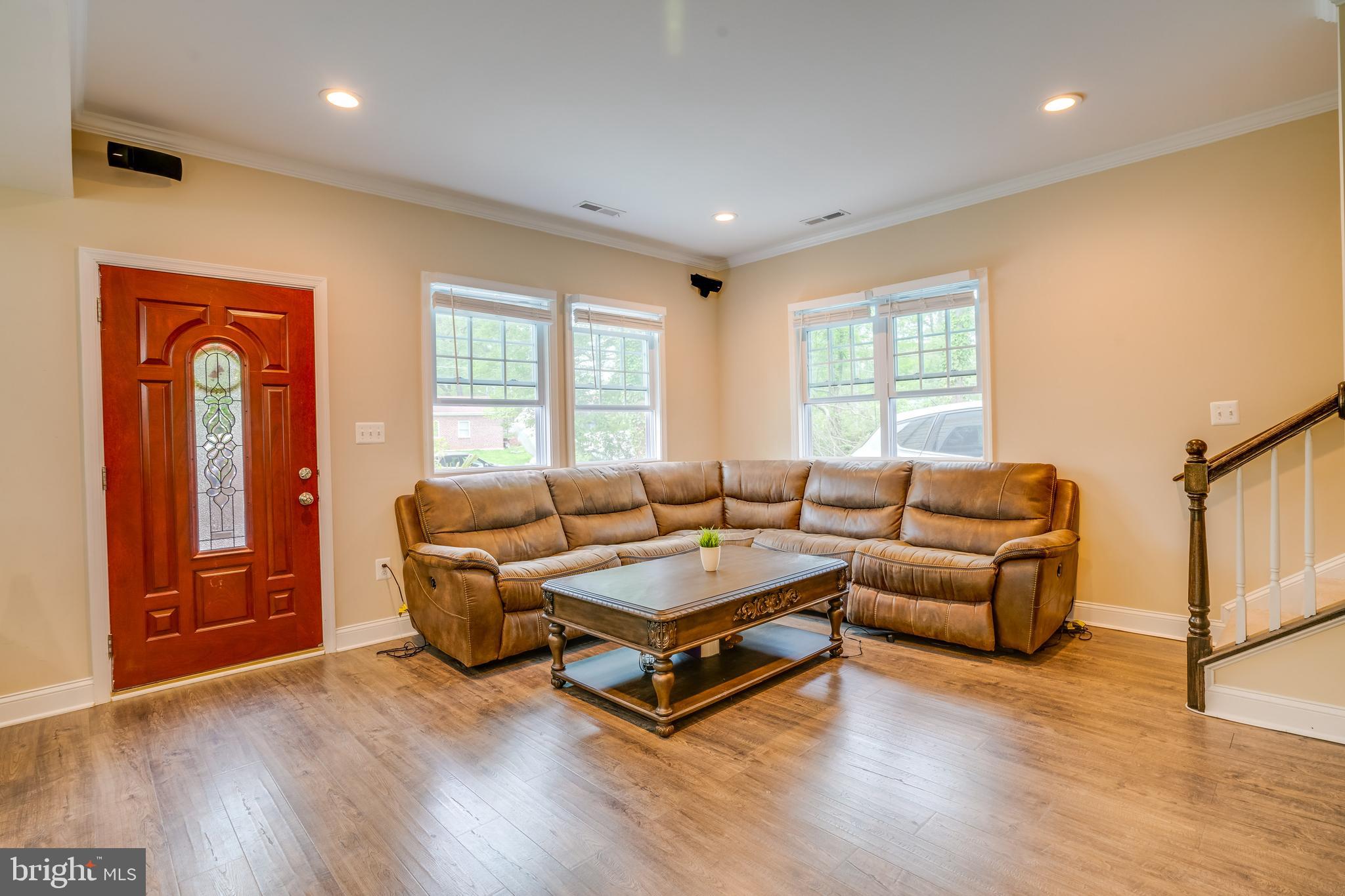 7122 Oak Ridge Road Falls Church, VA 22042 - Photo 11 of 38