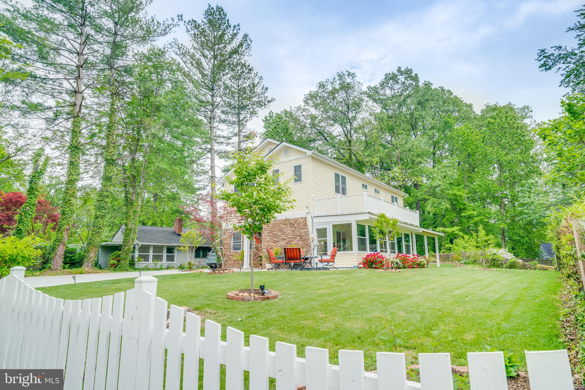 7122 Oak Ridge Road Falls Church, VA 22042 - Photo 3 of 38