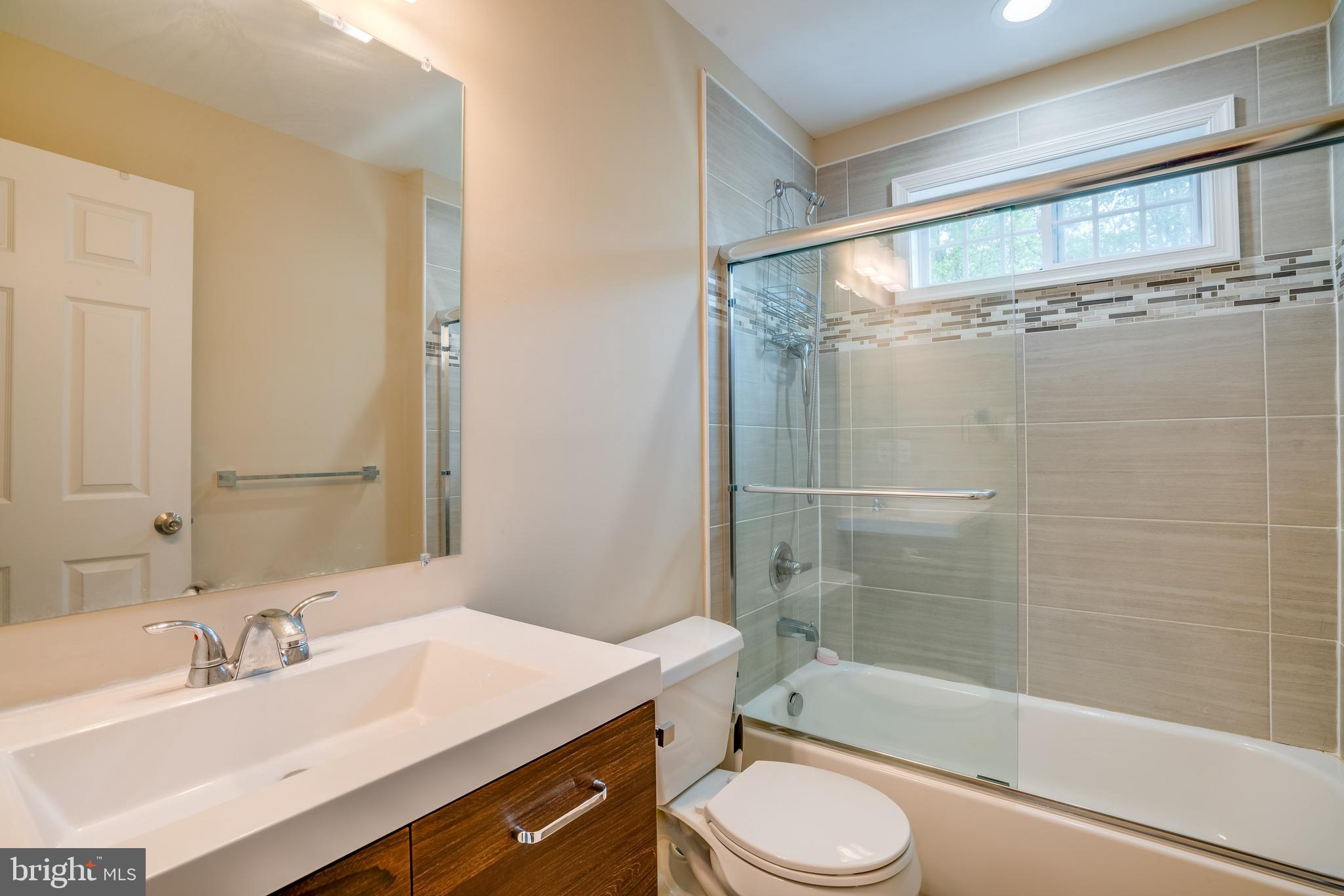 7122 Oak Ridge Road Falls Church, VA 22042 - Photo 33 of 38