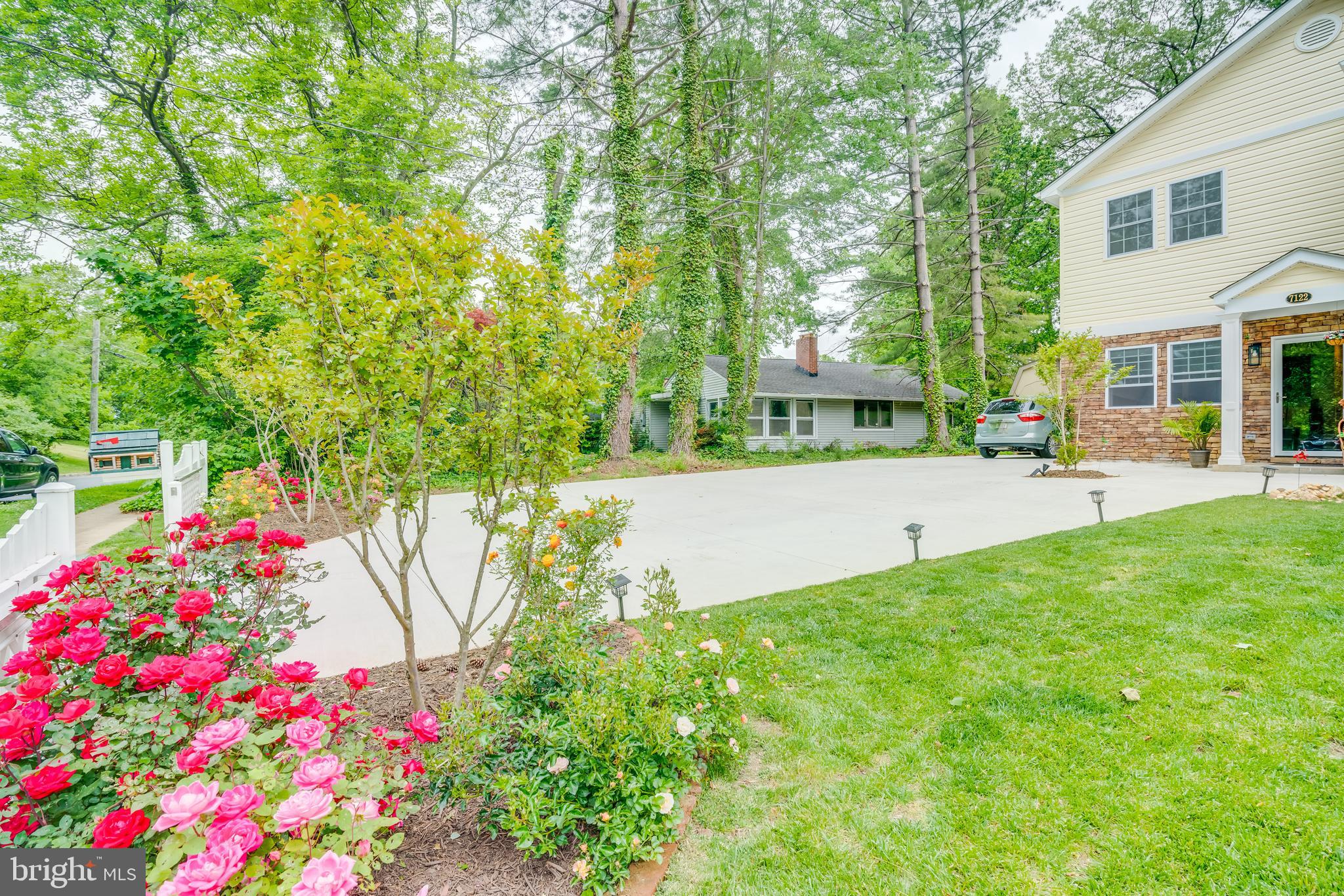 7122 Oak Ridge Road Falls Church, VA 22042 - Photo 4 of 38