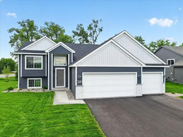 $404,900 | 6600 Granby Street, North Branch, MN 55056