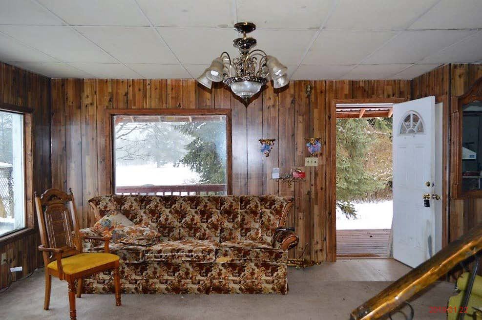3911 Taylor Ranch Way Loon Lake, WA 99148 - Photo 3 of 19 Gallery Image 3