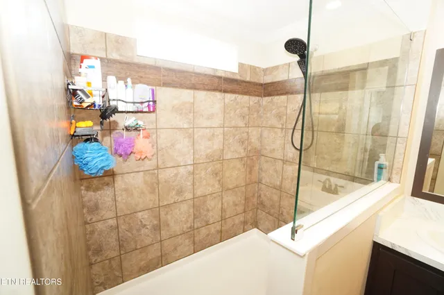 $649,900 | 2840-2830 Robinson Crk Road, Morristown, TN 37813