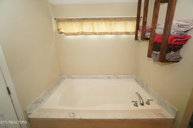 $649,900 | 2840-2830 Robinson Crk Road, Morristown, TN 37813