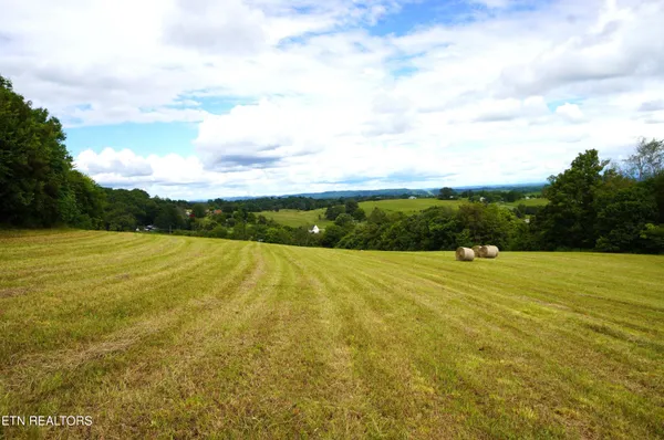 $624,900 | 2840-2830 Robinson Crk Road, Morristown, TN 37813