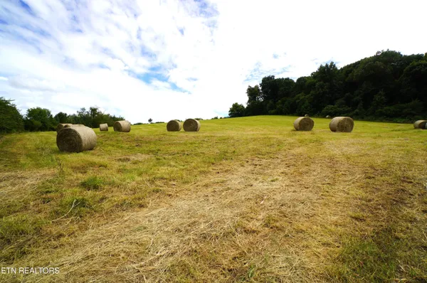 $624,900 | 2840-2830 Robinson Crk Road, Morristown, TN 37813