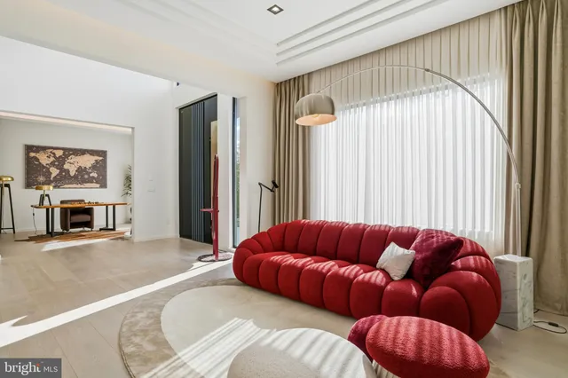 $3,388,888 | 9408 Old Courthouse Road, Vienna, VA 22182