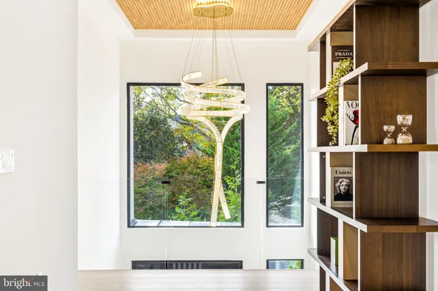 $3,388,888 | 9408 Old Courthouse Road, Vienna, VA 22182