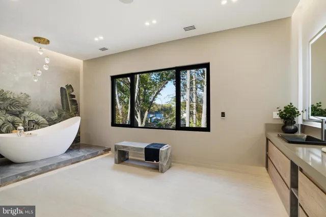 $3,388,888 | 9408 Old Courthouse Road, Vienna, VA 22182