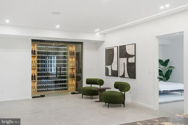 $3,388,888 | 9408 Old Courthouse Road, Vienna, VA 22182