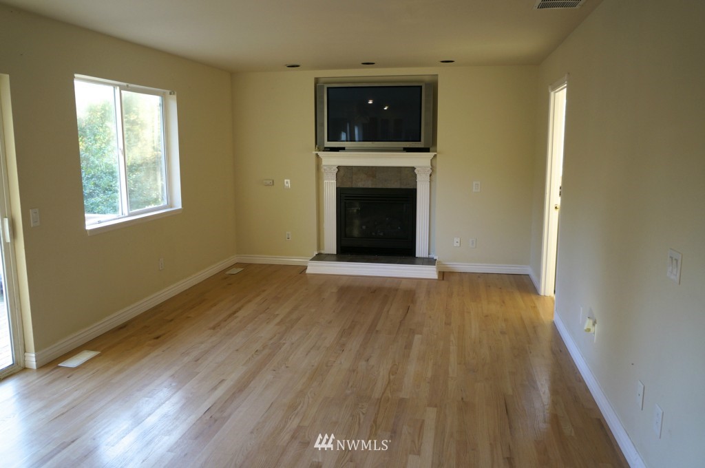 9533 South 192nd Street Renton, WA 98055 - Photo 16 of 25